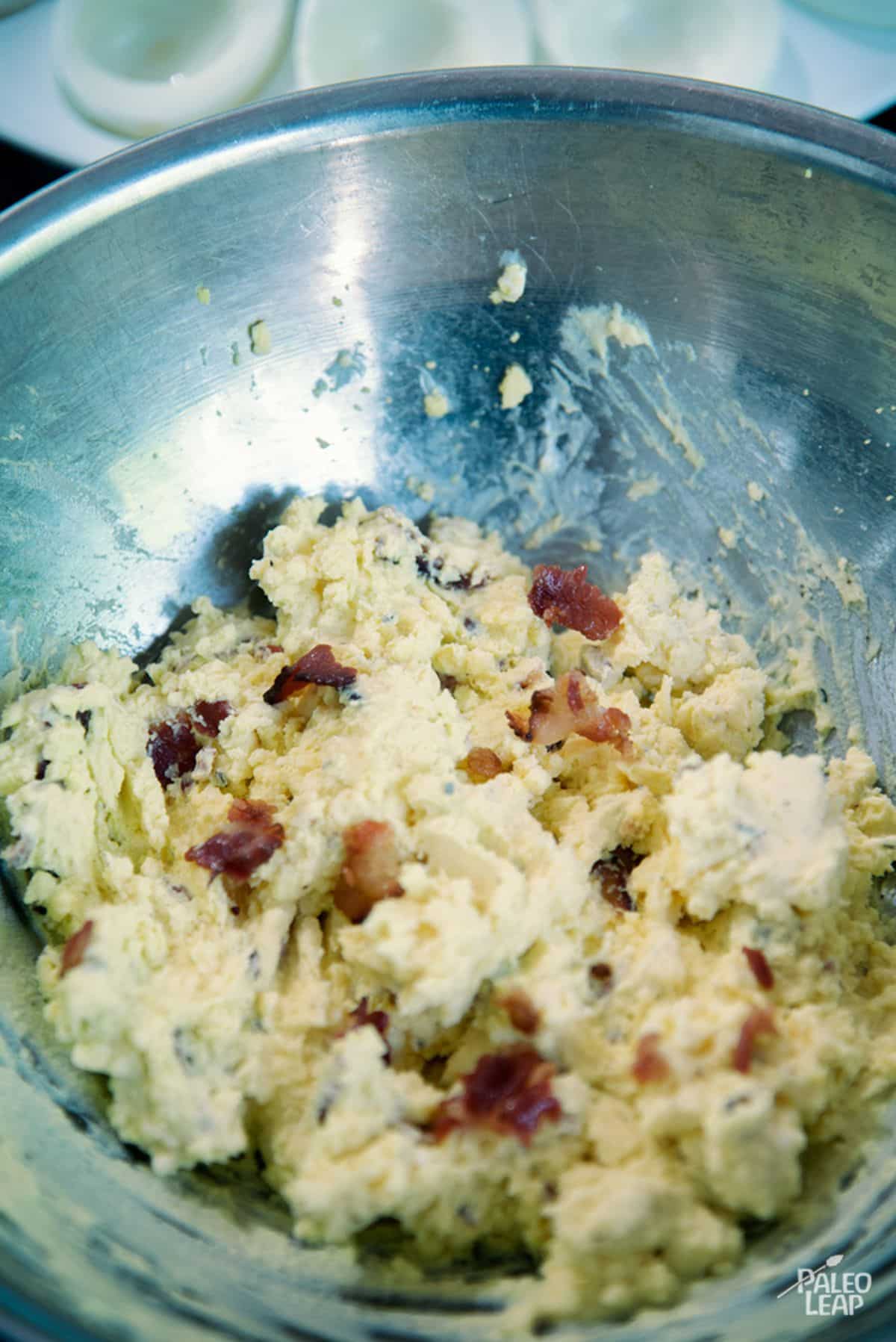 Deviled Eggs With Bacon Recipe Preparation
